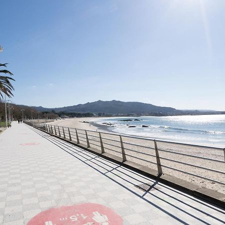 Samil Playa Sur Apartment Vigo Bagian luar foto