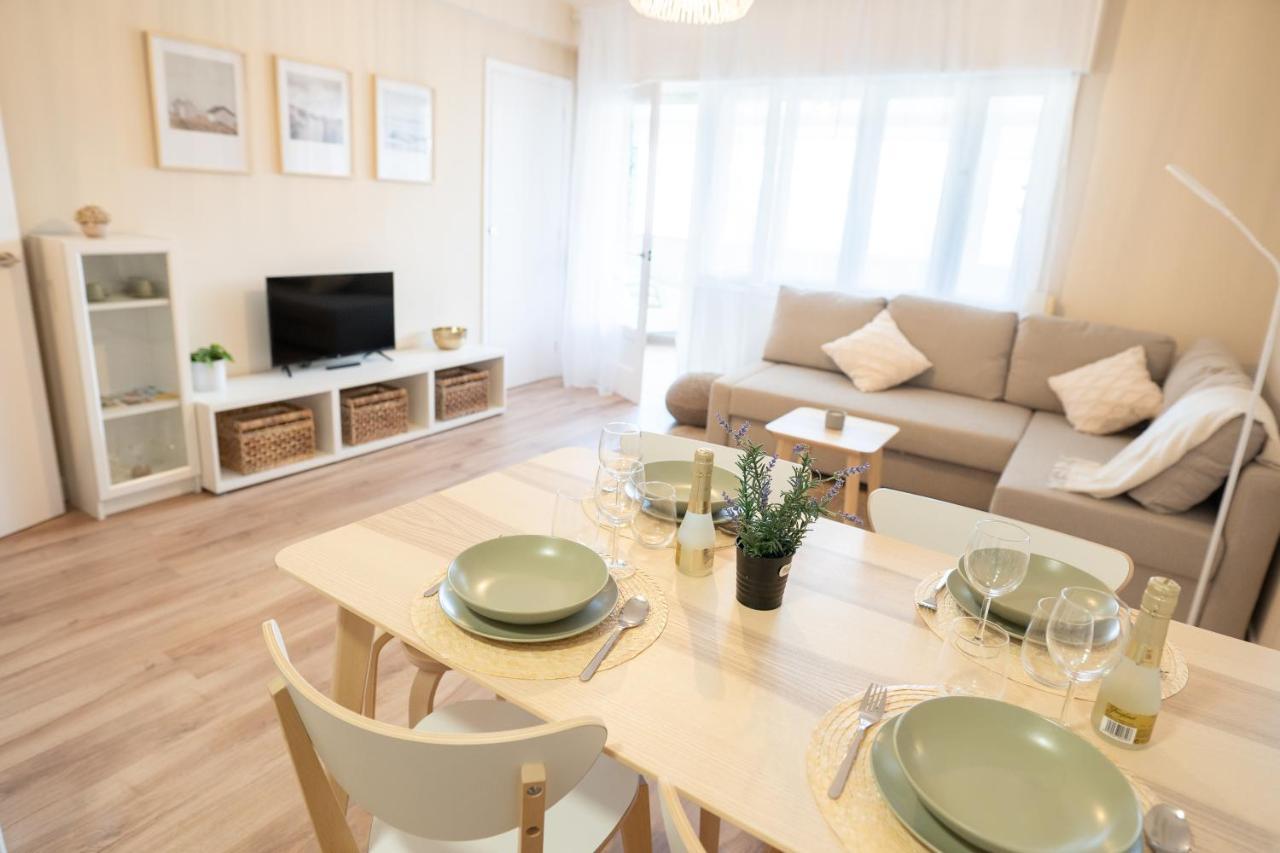 Samil Playa Sur Apartment Vigo Bagian luar foto