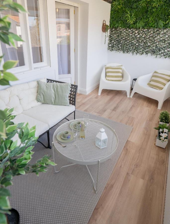 Samil Playa Sur Apartment Vigo Bagian luar foto